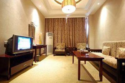 фото отеля Silver City International Hotel