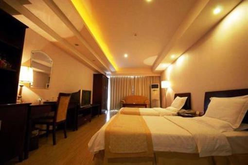 фото отеля Silver City International Hotel