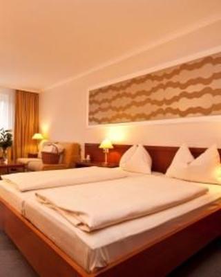 фото отеля Vitalhotel Der Parktherme