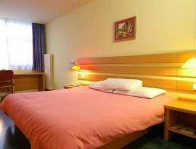 фото отеля Home Inn (Heze Tianxiang Park)