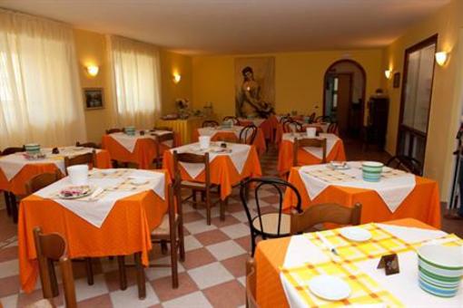 фото отеля Hotel Venere Ascea