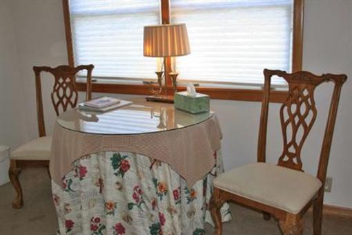 фото отеля The Cove Bed and Breakfast