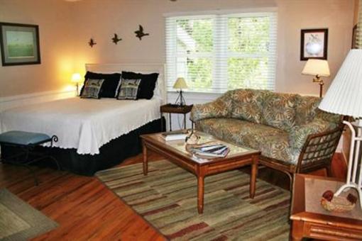 фото отеля The Cove Bed and Breakfast