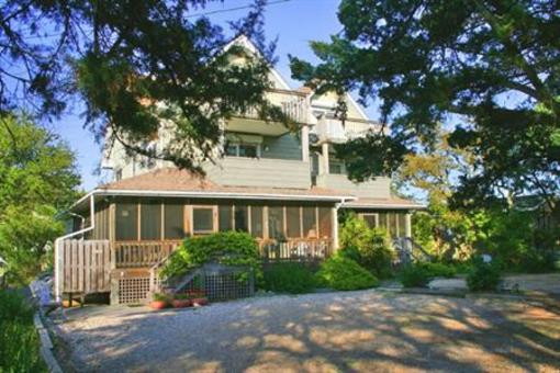 фото отеля The Cove Bed and Breakfast