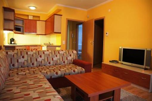 фото отеля Cserkeszolo Apartman