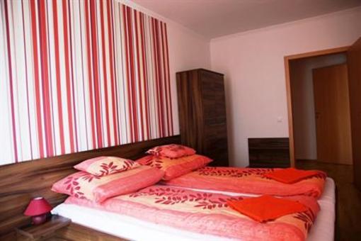 фото отеля Cserkeszolo Apartman
