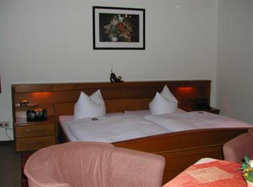 фото отеля Hotel Rheinkrone