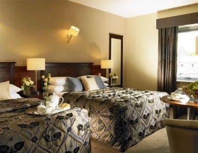 фото отеля Scotts Apartments Killarney
