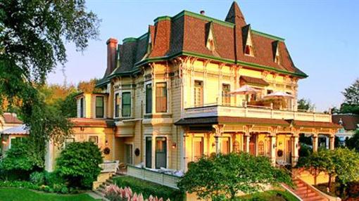 фото отеля Madrona Manor Wine Country Inn and Restaurant