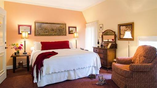фото отеля Madrona Manor Wine Country Inn and Restaurant