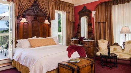 фото отеля Madrona Manor Wine Country Inn and Restaurant