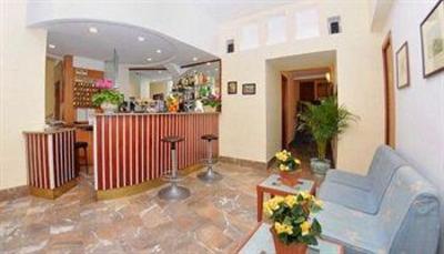 фото отеля Tourist Hotel Sorrento