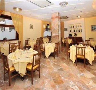 фото отеля Tourist Hotel Sorrento