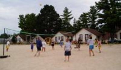 фото отеля The Beach House Mackinaw City