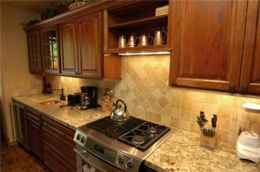 фото отеля Frias Properties - Galena St Neighborhood