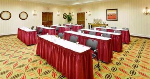 фото отеля Hilton Albany