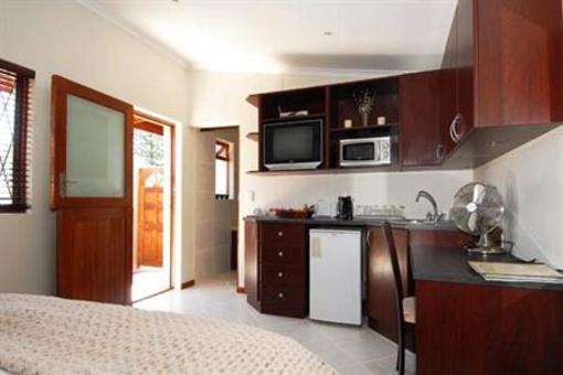 фото отеля Calico Guest House