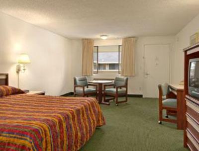фото отеля Howard Johnson Inn Kent (Washington)