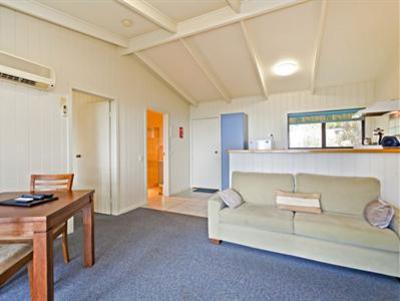 фото отеля Beacon Point Ocean View Villas