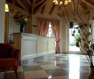 фото отеля Hotel Bellavista San Zeno di Montagna