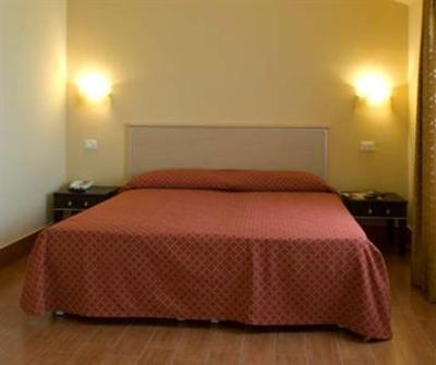 фото отеля Hotel Bellavista San Zeno di Montagna