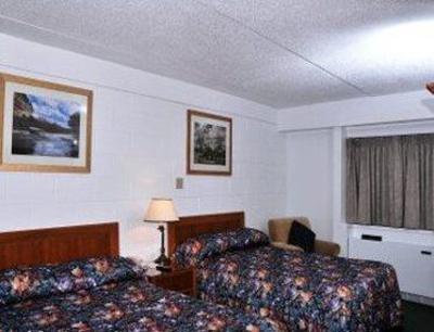 фото отеля Knights Inn Orillia