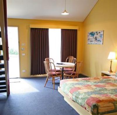 фото отеля Coastal Motel