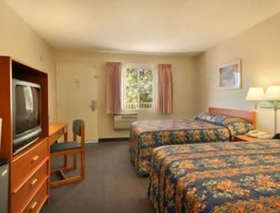 фото отеля Rodeway Inn Westfield North County Mall San Diego