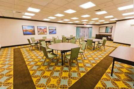 фото отеля Hampton Inn & Suites Exeter