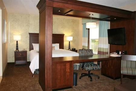 фото отеля Hampton Inn & Suites Exeter
