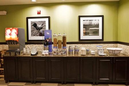 фото отеля Hampton Inn & Suites Exeter