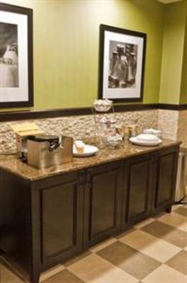фото отеля Hampton Inn & Suites Exeter