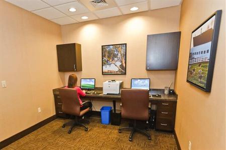 фото отеля Hampton Inn & Suites Exeter