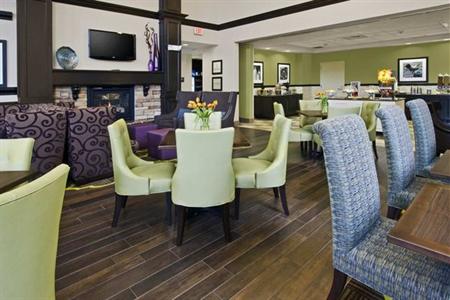 фото отеля Hampton Inn & Suites Exeter