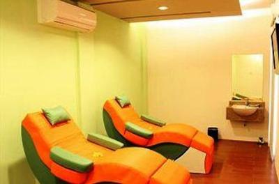фото отеля Harris Hotel Sentul City Bogor