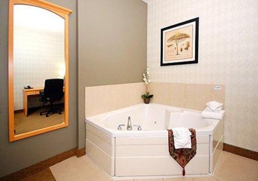 фото отеля Comfort Suites Tukwila