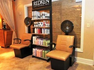 фото отеля ResortQuest Vacation Rentals Beachside II Destin
