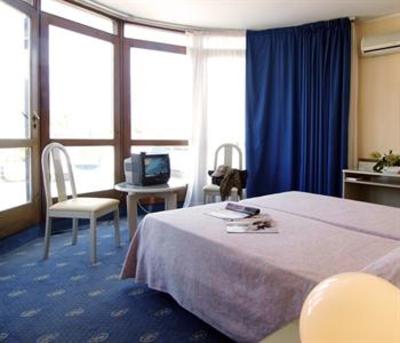 фото отеля Bristol Hotel Riva del Garda