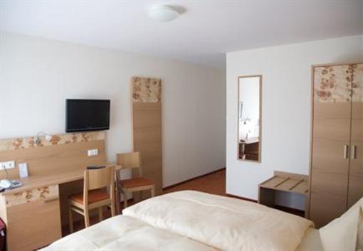 фото отеля Gasthaus Hotel Merkel Bad Berneck