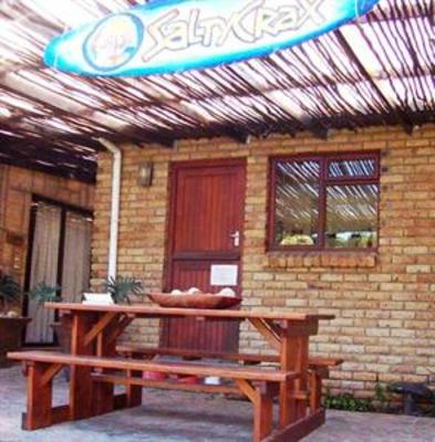 фото отеля Saltycrax Backpackers Surflodge
