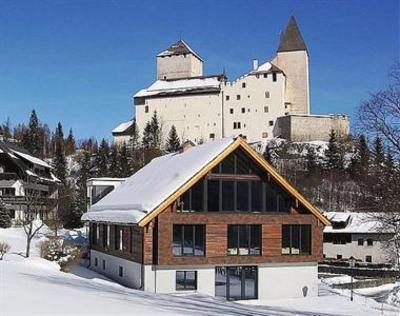 фото отеля Landhaus Und Residenz Zur Hackenschmiede