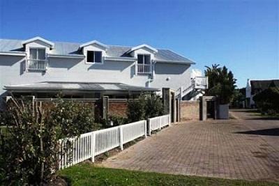 фото отеля Beach Break Villas Cape St Francis