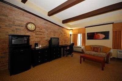 фото отеля Clarion Inn Lafayette Airport