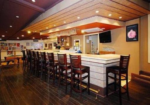 фото отеля Clarion Inn Lafayette Airport