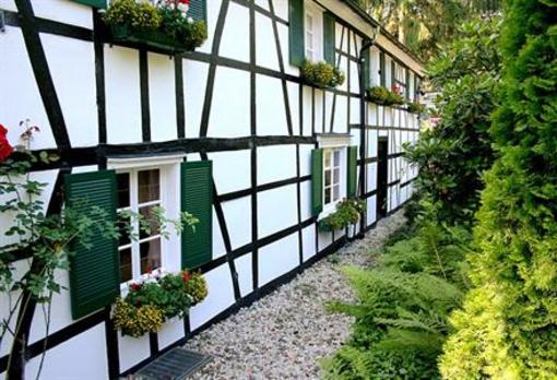 фото отеля Hotel Meyer Alter Bergischer Gasthof