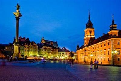 фото отеля Castle Inn Warsaw