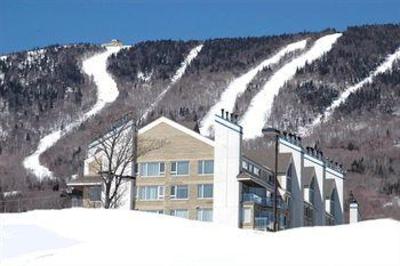 фото отеля Au Pied du Mont Sainte-Anne