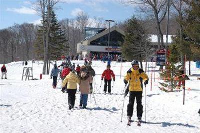 фото отеля Au Pied du Mont Sainte-Anne