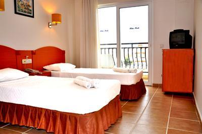 фото отеля Blue Park Hotel