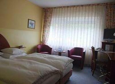 фото отеля Hotel am Westend